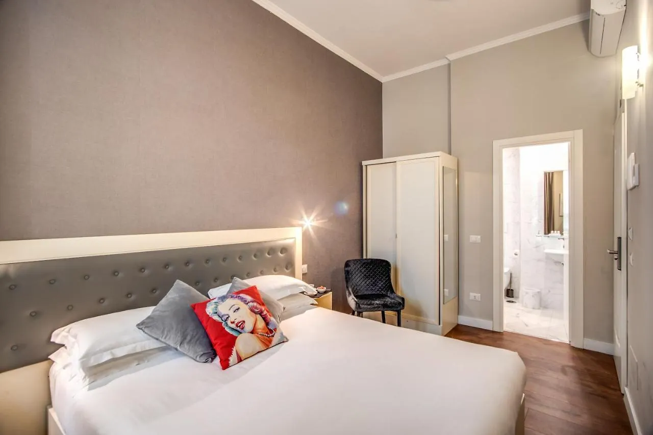 Hotel San Silvestro Rome 3*,  Italy