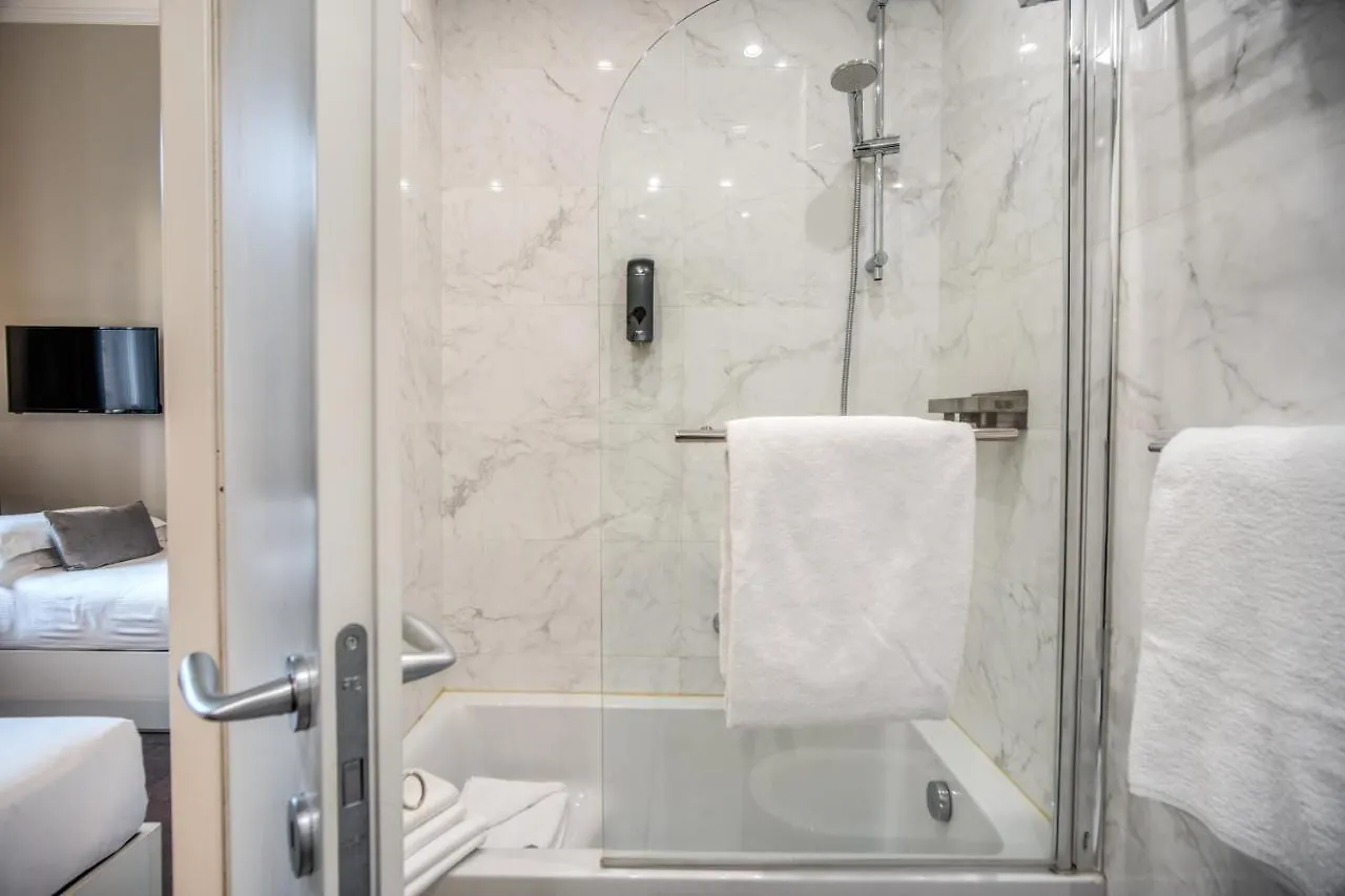 ***  Hotel San Silvestro Rome Italy